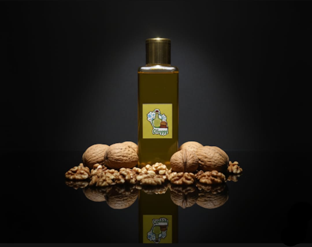 Walnut Oil Oileyyy